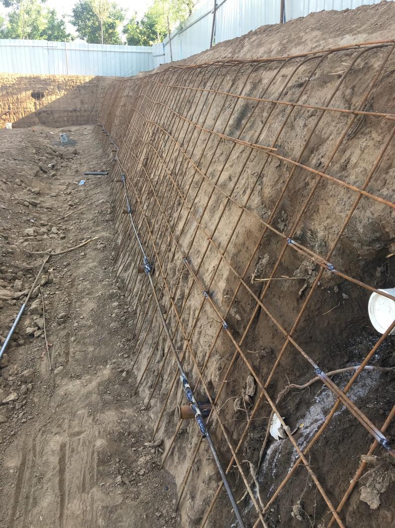 张家口桥西区边坡加固